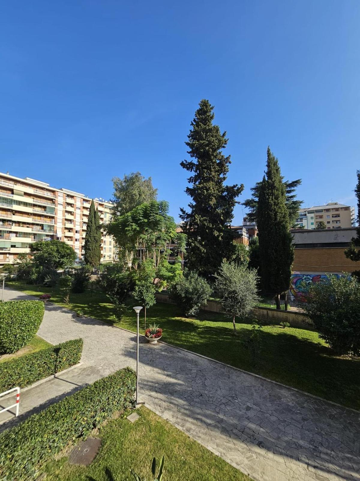 Appartement A Casa Di Luca à Rome Extérieur photo