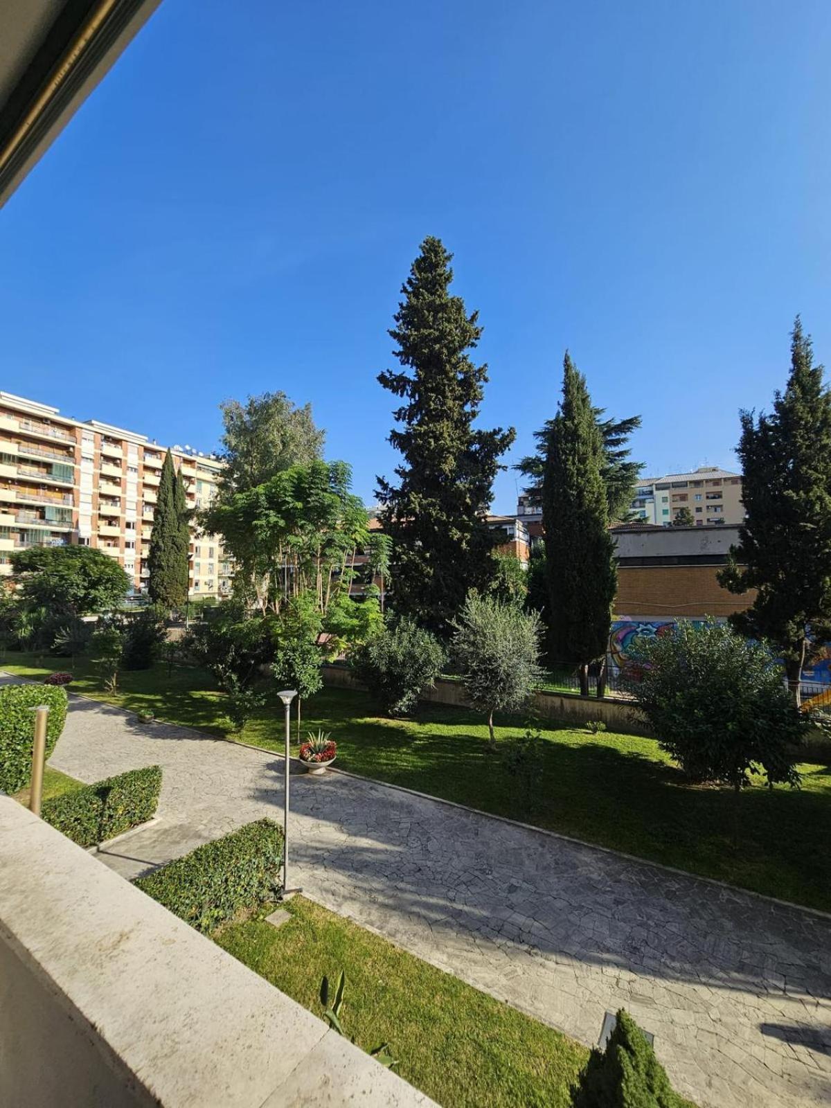 Appartement A Casa Di Luca à Rome Extérieur photo